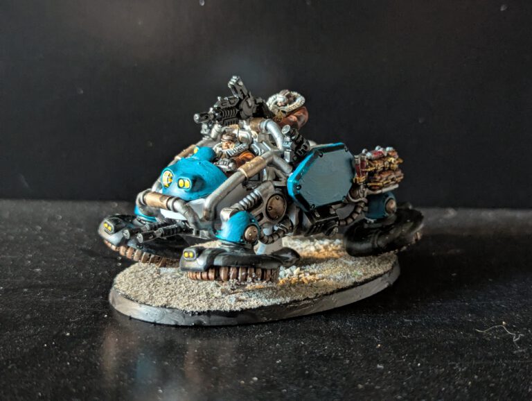 Painted Kapricus viewed from the right side, highlighting pose and equipment.